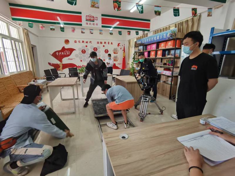 温州广告片拍摄公司：极简主义践行者，少即是多的视觉哲学